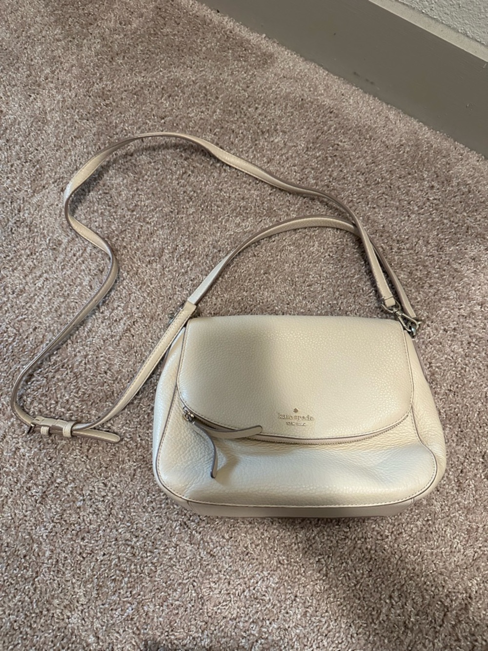 kate spade cream pebbled leather crossbody bag with front zip